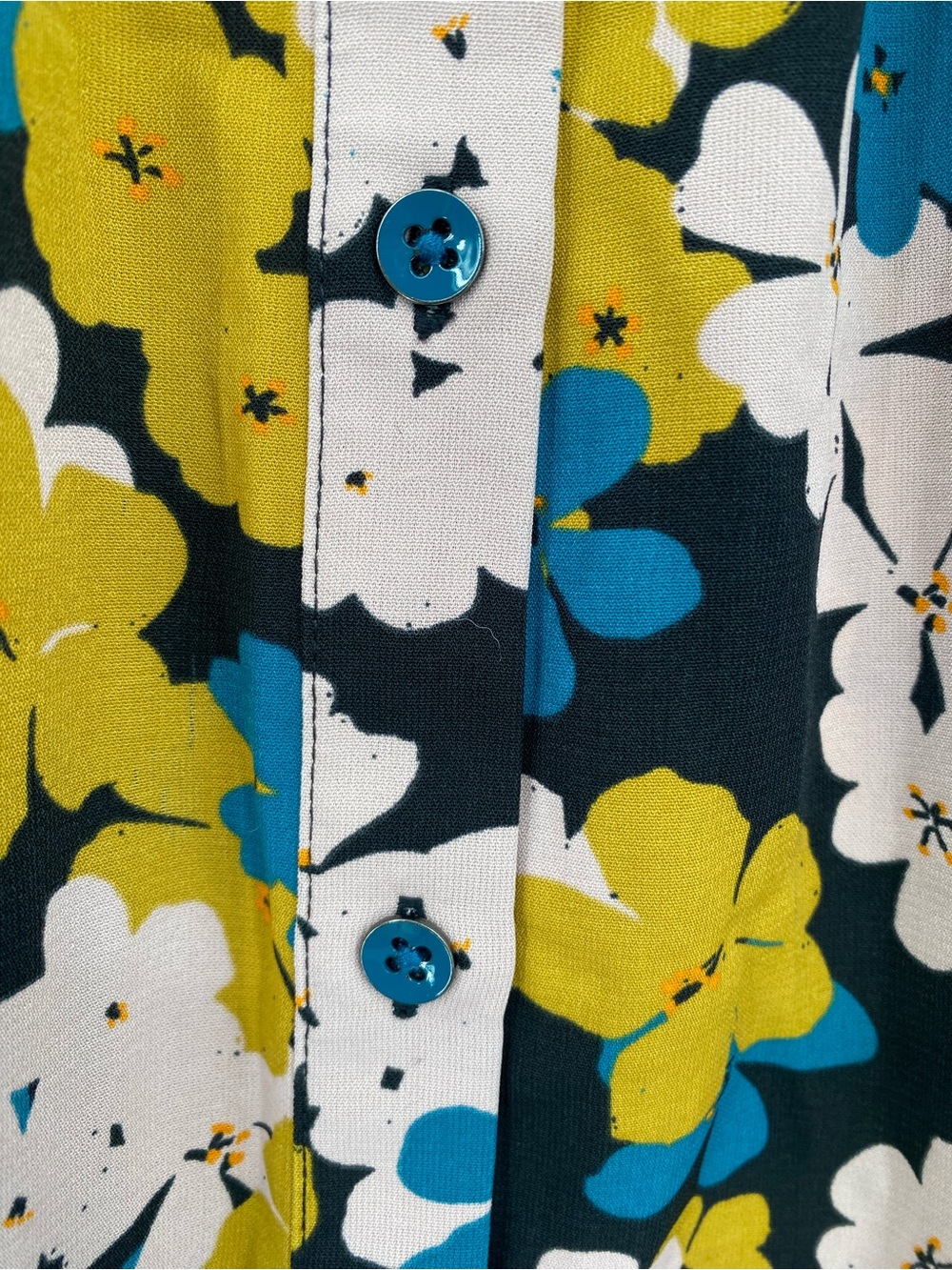 Cabi Favorite Floral Print V-Neck
Balloon Sleeve Blouse Multicolor Size L - Picture 11 of 11